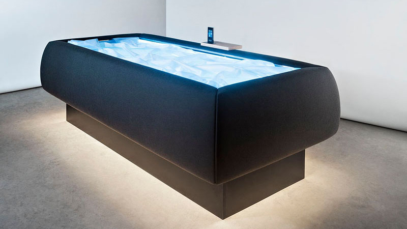 Illustration for article titled A Redesigned Waterbed Makes You Feel Like You're Floating on Air